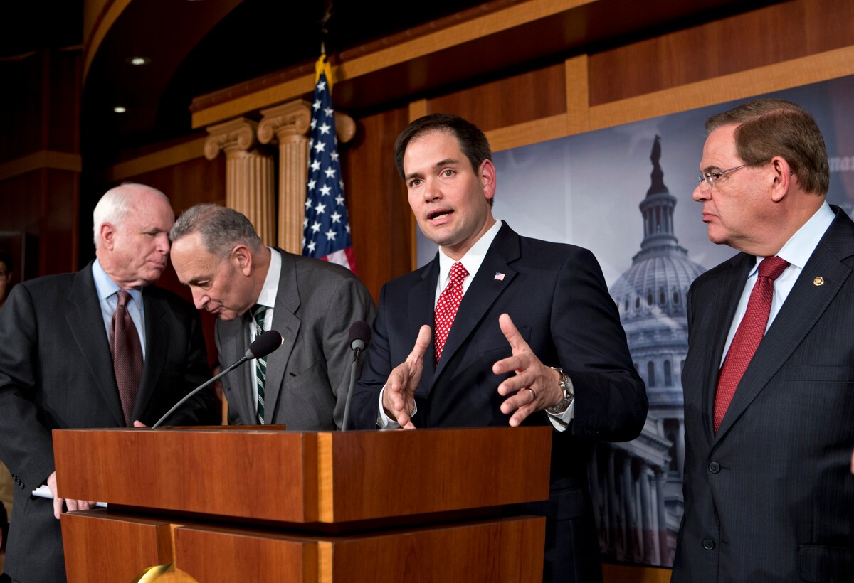 Visas for high-skilled foreign workers could double under Senate plan