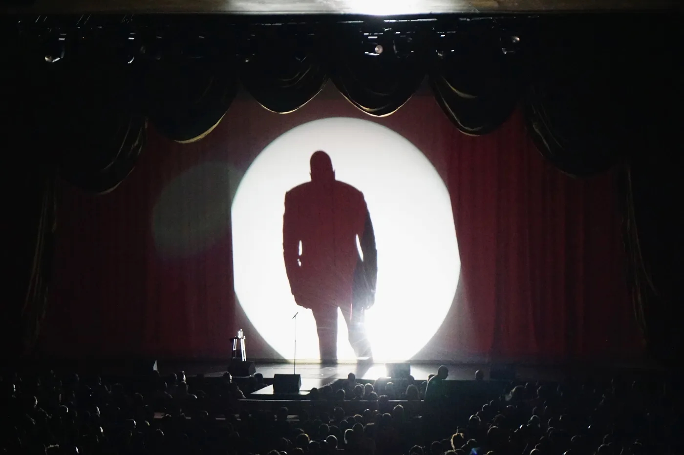 view-of-atmosphere-outside-as-comedian-actor-dave chappelle