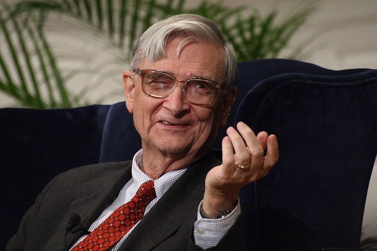 1200px-E._O._Wilson_sitting__October_16__2007_1__1_