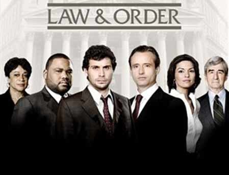 law+_+order+season+20+group+photo+s_1_